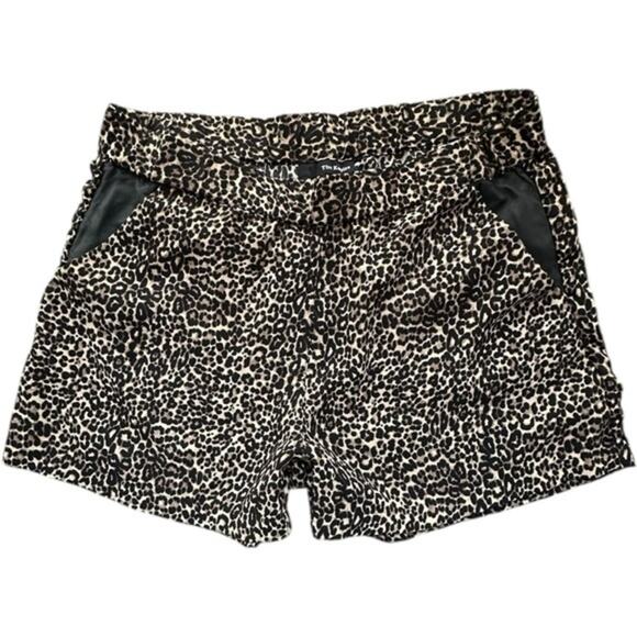 THE KOOPLES Leopard Print Shorts Women’s Size M Animal Print Pocket Detail - Picture 1 of 5